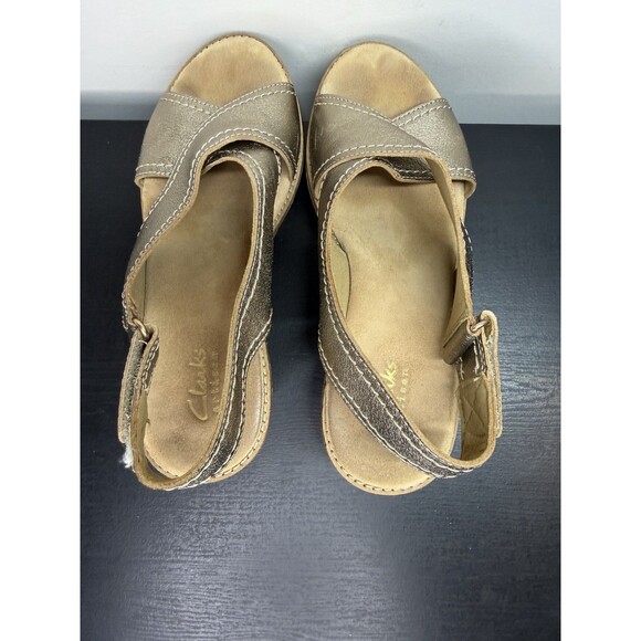 Clarks Wedge Sandals Womens Size 7 Aisley Tulip Gold Metallic Leather - Picture 7 of 12